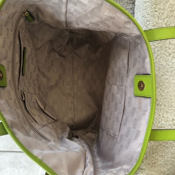 Michael Michael Kors - Picture 4 of 4